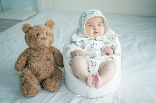 延安宝宝吃不饱母乳的症状